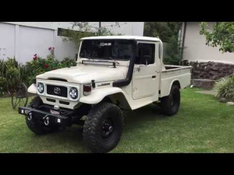 TOYOTA HJ45 Metal Model Landcruiser