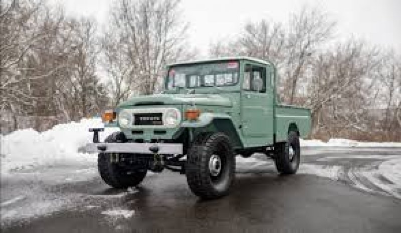 TOYOTA HJ45 Metal Model Landcruiser